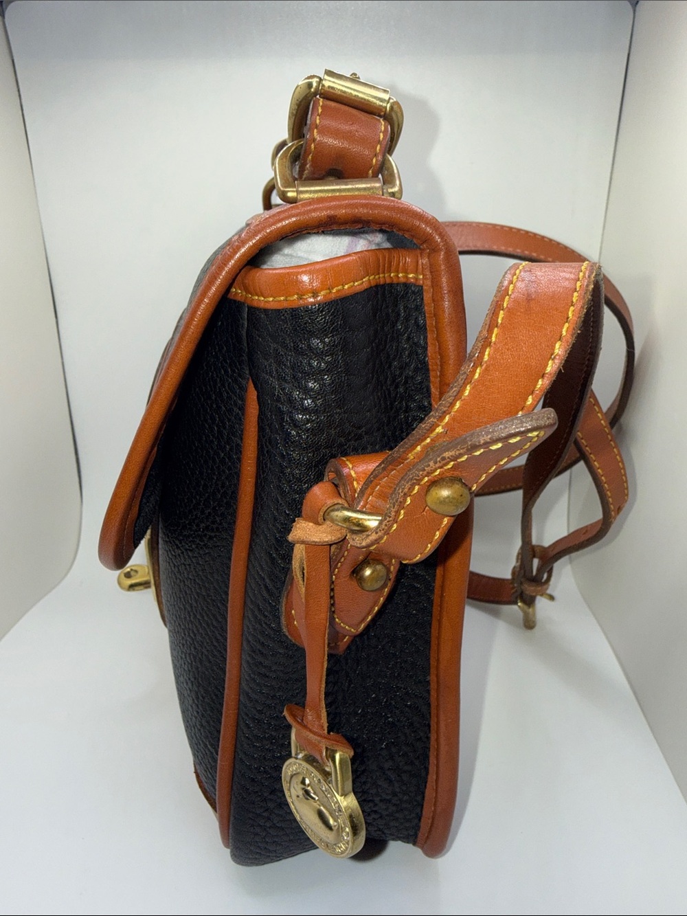 Vintage Dooney & Bourke (AWL) Square Carrier Leather Bag - Picture 3 of 12